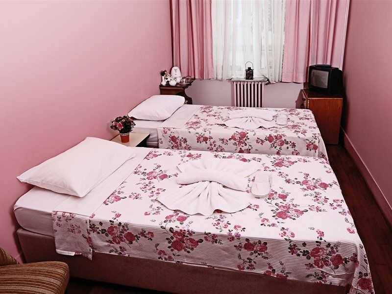 Hotel Sipahi 2*